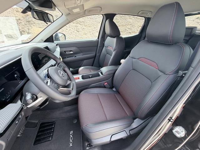 Photo of 2026 Super Black Nissan Kicks