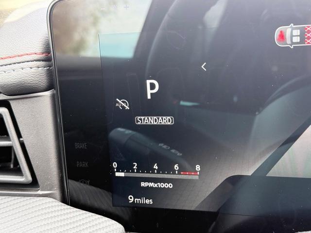 Photo of 2026 Super Black Nissan Kicks