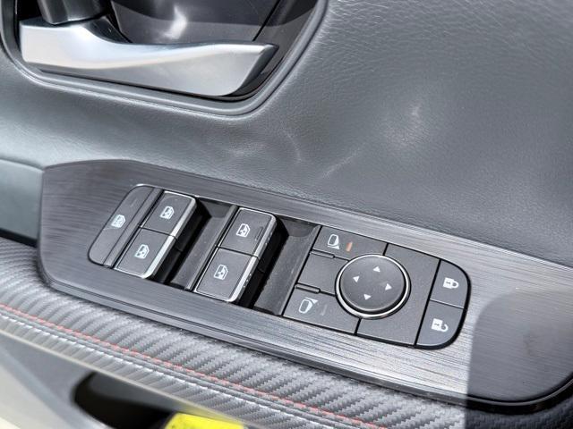 Photo of 2026 Super Black Nissan Kicks