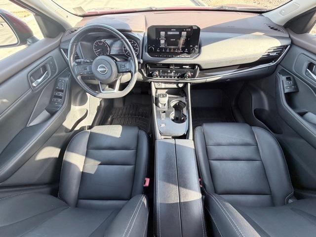 Photo of 2022 Scarlet Ember Nissan Rogue