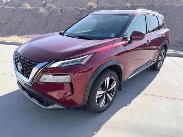 Photo of 2022 Scarlet Ember Nissan Rogue