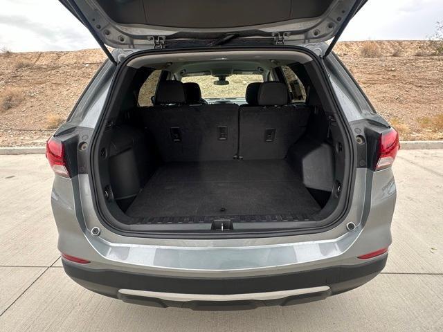 Photo of 2023 Sterling Gray Metallic Chevrolet Equinox