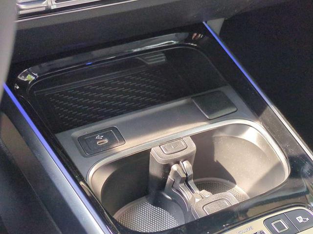 Photo of 2025 Black Mercedes-Benz GLB 250