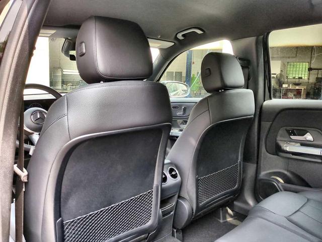 Photo of 2025 Black Mercedes-Benz GLB 250