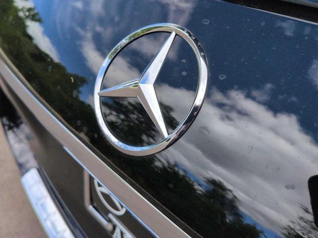 Photo of 2025 Black Mercedes-Benz GLE 350