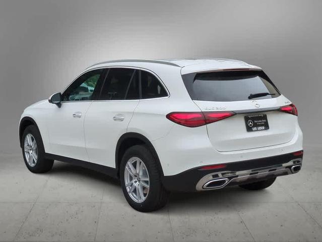 Photo of 2025 Polar White Mercedes-Benz GLC 300