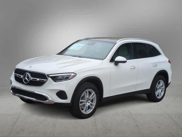 Photo of 2025 Polar White Mercedes-Benz GLC 300