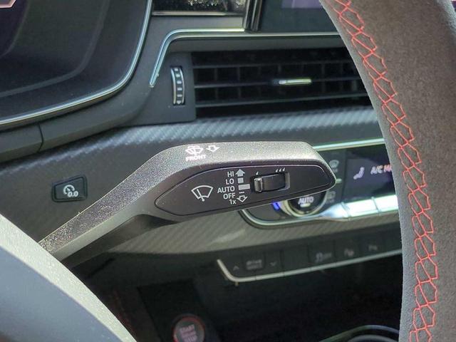 Photo of 2023 Sebring Black Crystal Effect Audi RS 5