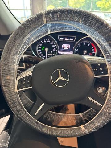 Photo of 2013 Black Mercedes-Benz M-Class