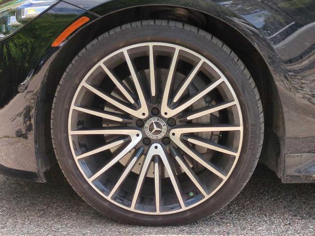Photo of 2023 Black Mercedes-Benz S-Class