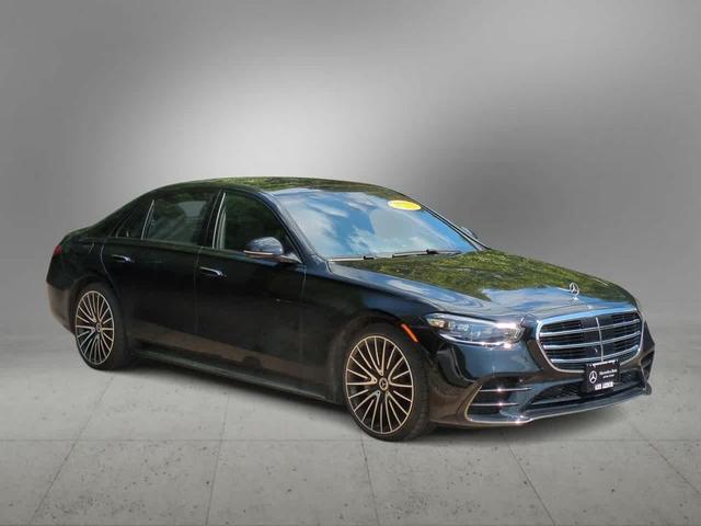 Photo of 2023 Black Mercedes-Benz S-Class