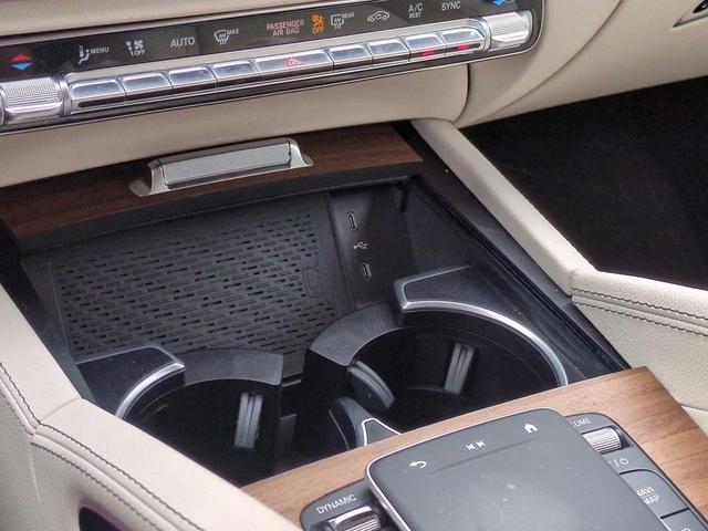 Photo of 2025 Polar White Mercedes-Benz GLE 350