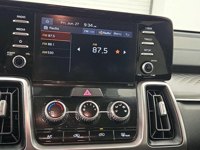 Photo of 2022 White Kia Sorento