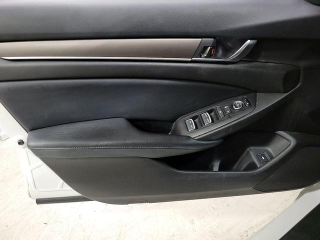 Photo of 2018 White Honda Accord