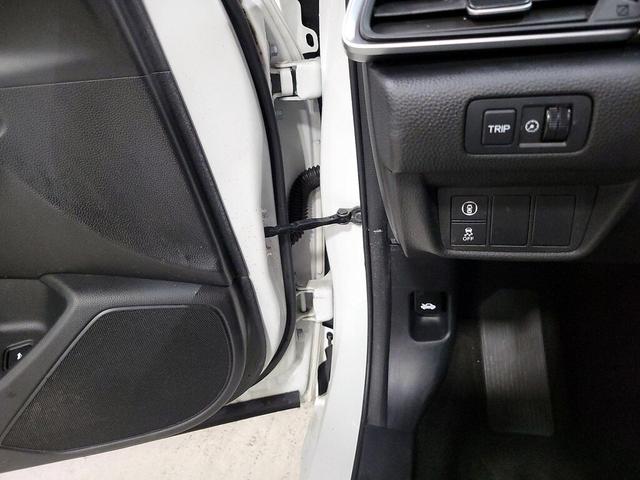 Photo of 2018 White Honda Accord
