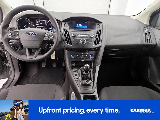 Photo of 2015 Gray Ford Focus