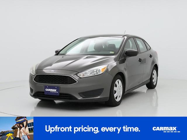 Photo of 2015 Gray Ford Focus