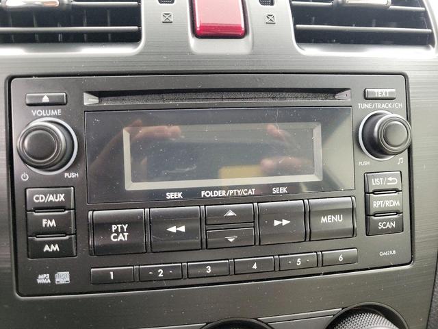 Photo of 2014 White Subaru Impreza