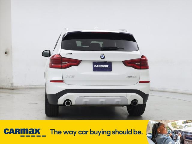 Photo of 2019 White BMW X3