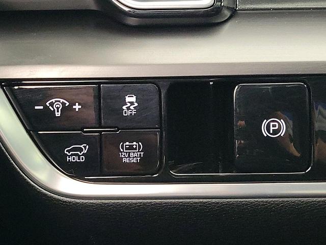 Photo of 2023 Blue Kia Sportage Hybrid
