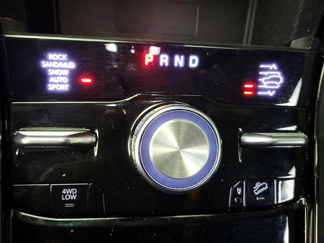 Photo of 2021 Black Jeep Grand Cherokee L