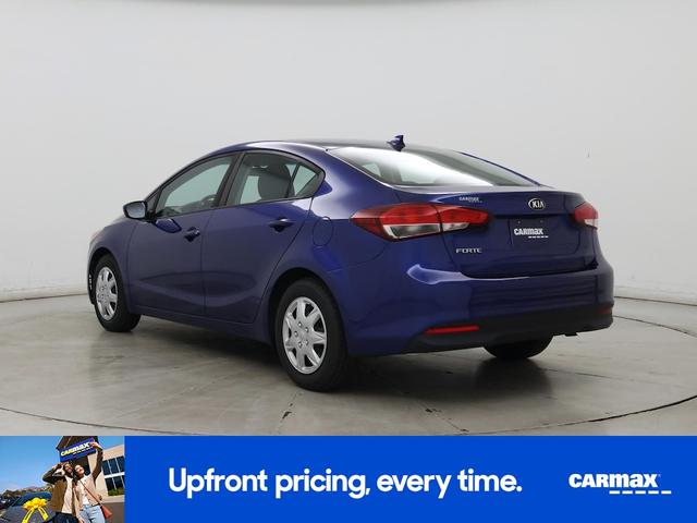 Photo of 2017 Blue Kia Forte