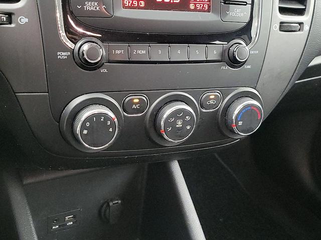 Photo of 2017 Blue Kia Forte