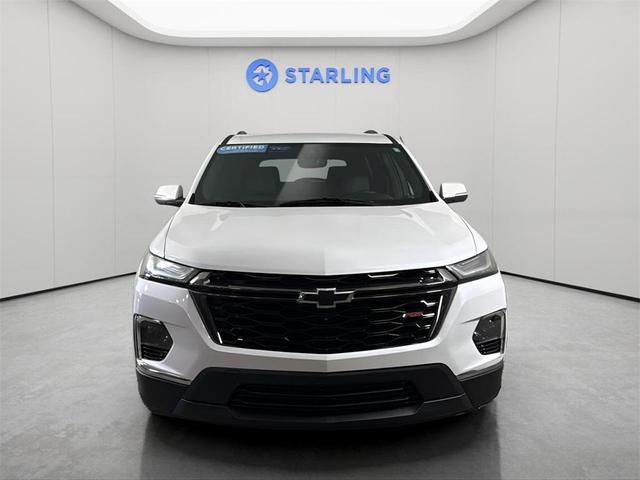 Photo of 2023 Iridescent Pearl Tricoat Chevrolet Traverse
