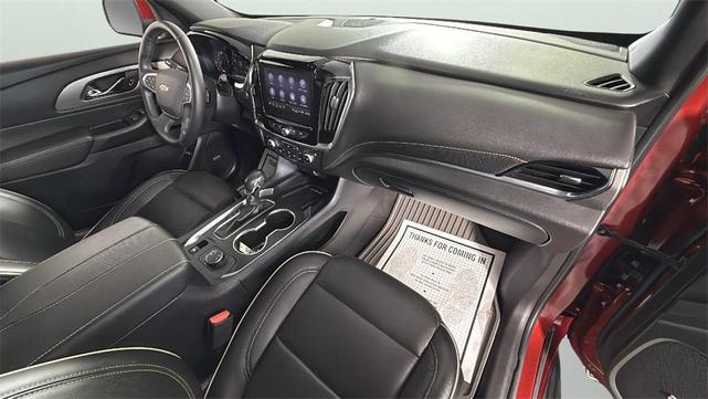 Photo of 2022 Cherry Red Tintcoat Chevrolet Traverse