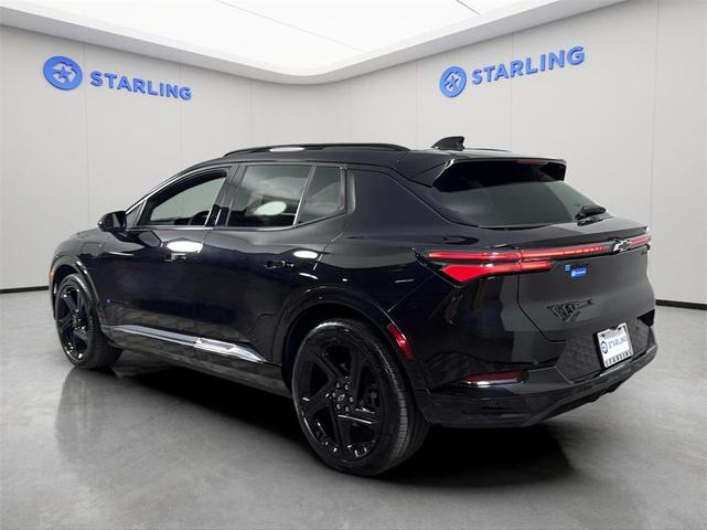 Photo of 2024 Black Chevrolet Equinox EV