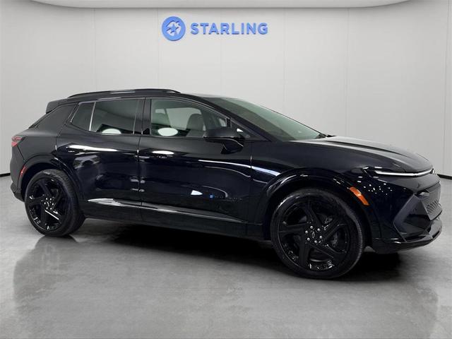 Photo of 2024 Black Chevrolet Equinox EV