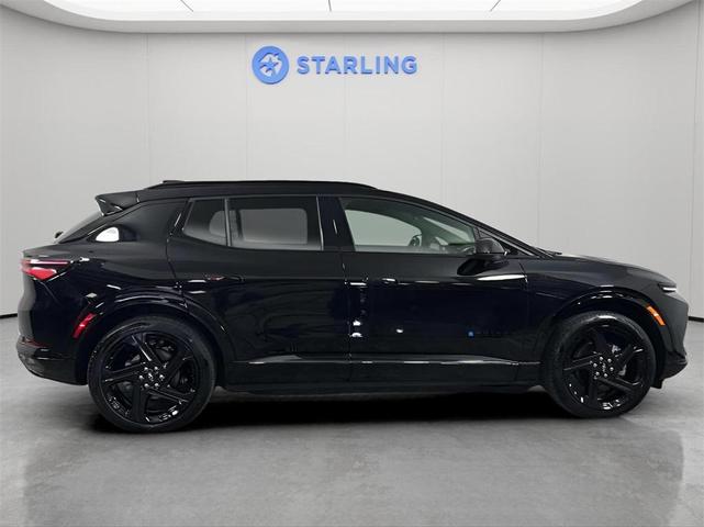 Photo of 2024 Black Chevrolet Equinox EV