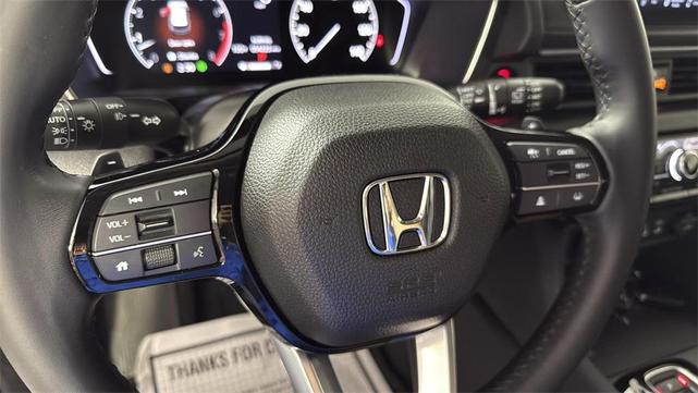 Photo of 2025 Radiant Red Metallic II Honda Pilot