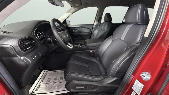 Photo of 2025 Radiant Red Metallic II Honda Pilot