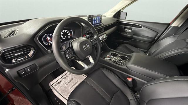 Photo of 2025 Radiant Red Metallic II Honda Pilot