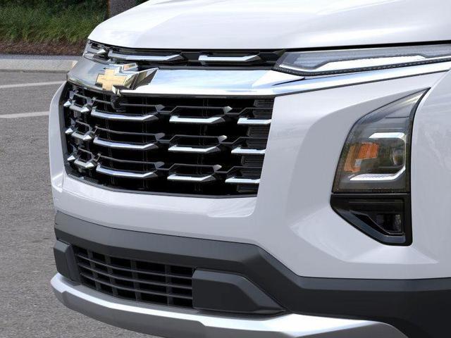 Photo of 2026 Summit White Chevrolet Equinox