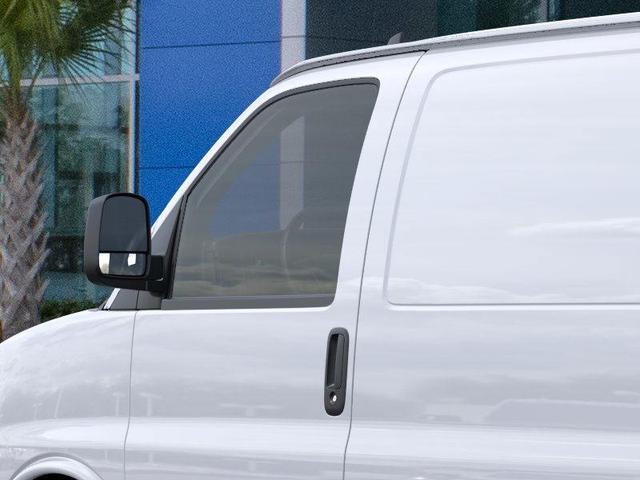 Photo of 2025 Summit White Chevrolet Express 2500