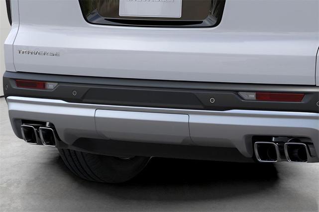 Photo of 2026 Summit White Chevrolet Traverse