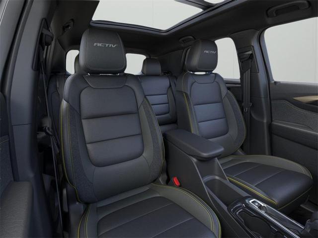 Photo of 2025 Iridescent Pearl Tricoat Chevrolet Trailblazer