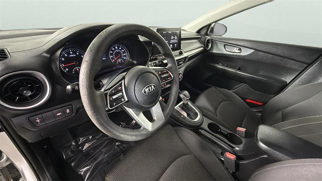 Photo of 2021 Silky Silver Kia Forte
