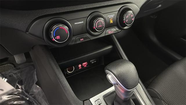 Photo of 2021 Silky Silver Kia Forte