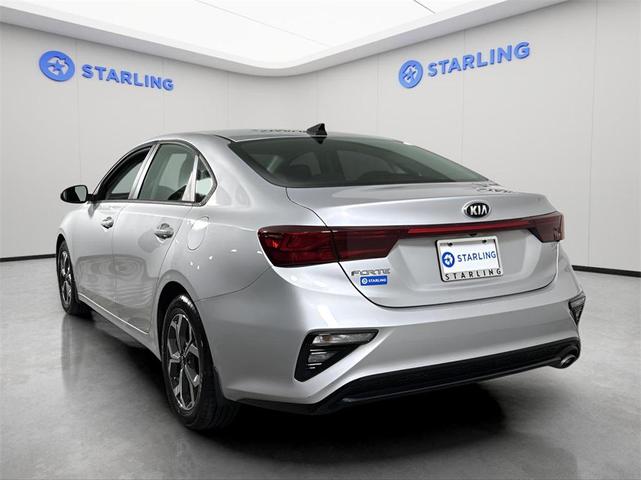 Photo of 2021 Silky Silver Kia Forte