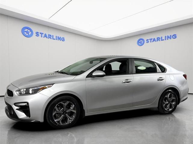 Photo of 2021 Silky Silver Kia Forte