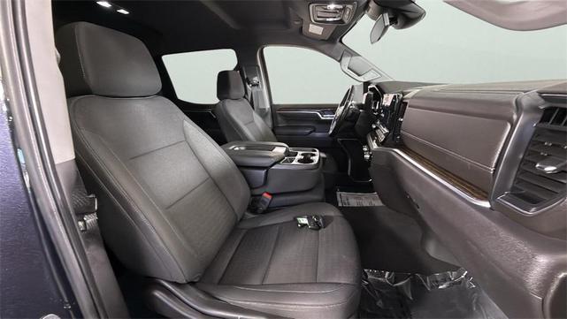 Photo of 2022 Titanium Rush Metallic GMC Sierra 1500