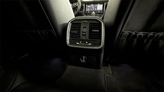 Photo of 2022 Carrara White Metallic Porsche Macan