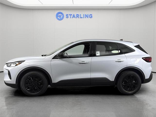 Photo of 2025 Silver Metallic Ford Escape