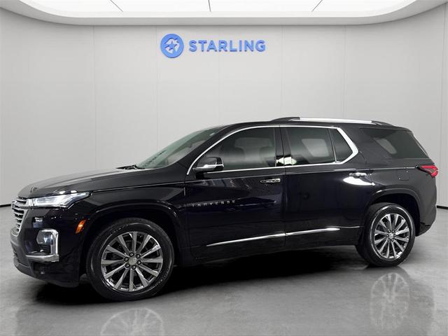 Photo of 2023 Mosaic Black Metallic Chevrolet Traverse