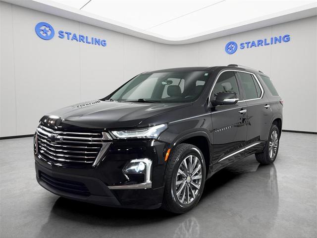 Photo of 2023 Mosaic Black Metallic Chevrolet Traverse
