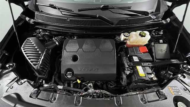 Photo of 2023 Mosaic Black Metallic Chevrolet Traverse