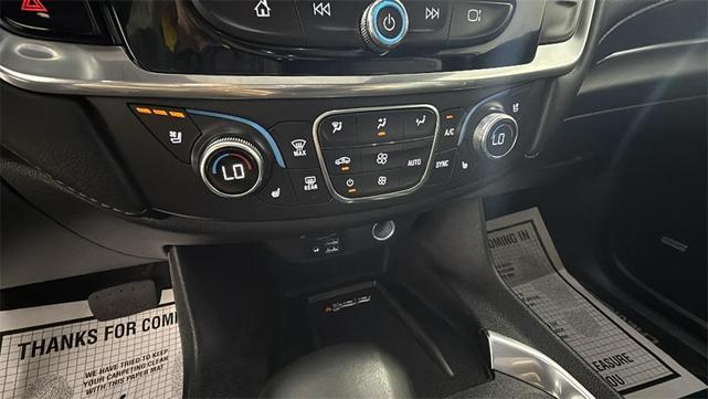 Photo of 2023 Mosaic Black Metallic Chevrolet Traverse